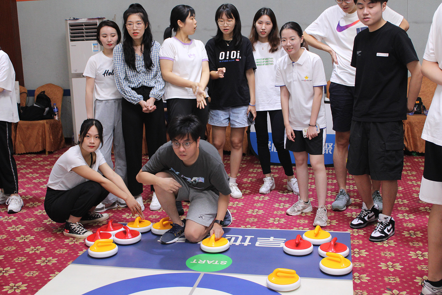 2021'金融行业《旱地冰壶》主题团建