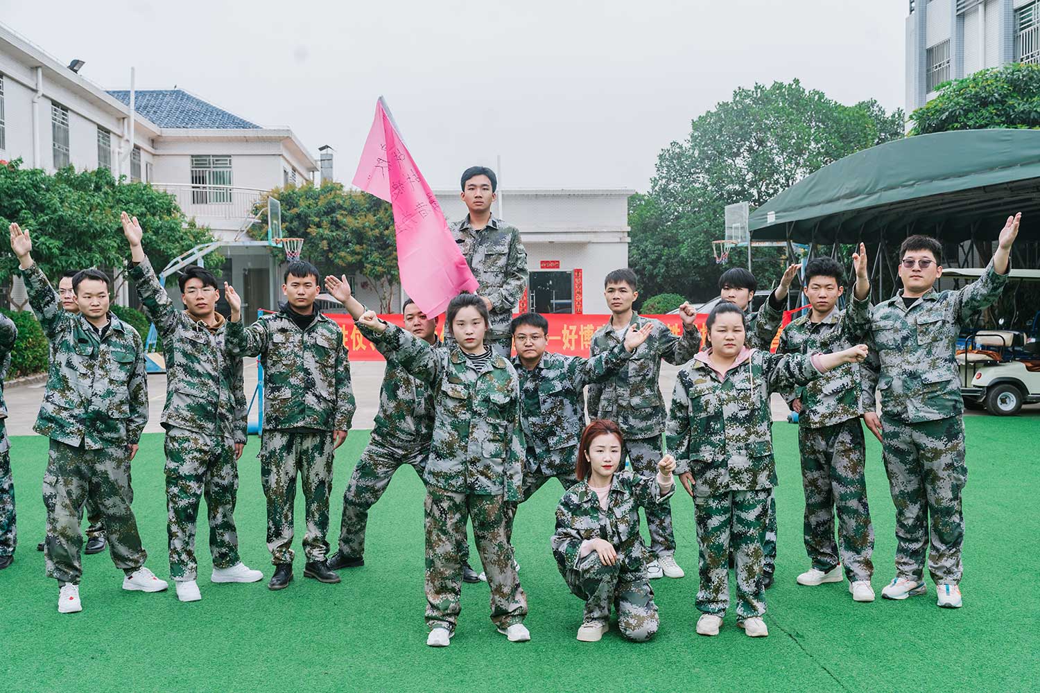 2024年深圳好博窗控销售团队拓展训练营